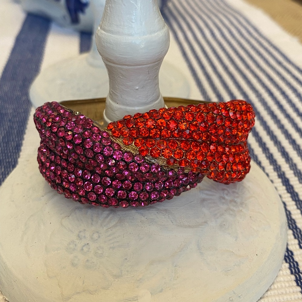 Vintage Clamper Bracelet with Red/Pink Rhinestones